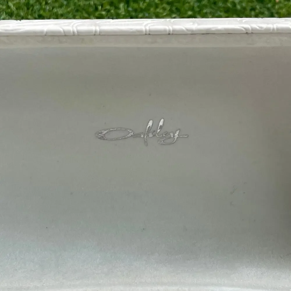 Oakley White Embossed Logo Hard Shell Clamshell Sunglasses Case ONLY Large